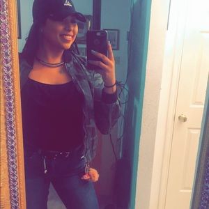 Meet your Posher, Isabelle